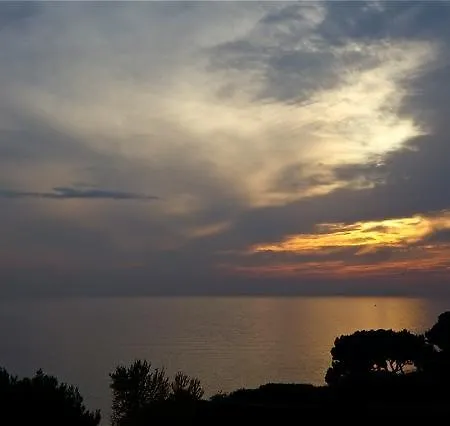 아파트 Appartement Cassis Plage *