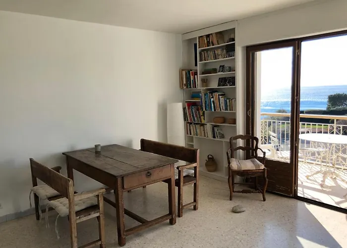 Appartement Cassis Plage شقة كاسيس