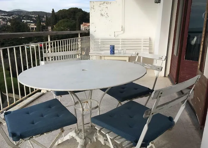 Appartement Cassis Plage شقة *